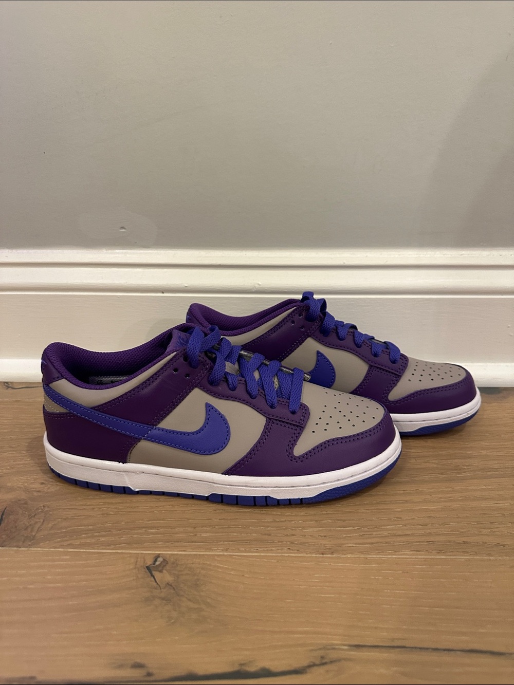 NEW Nike Dunk Low Grey/Persian Violet size 5.5Y